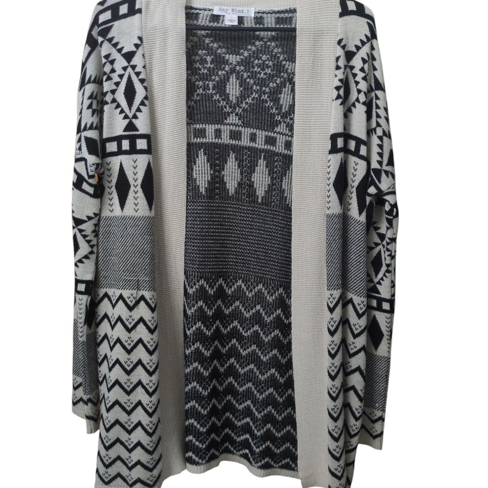 Chic Black and White Geometric Sweater